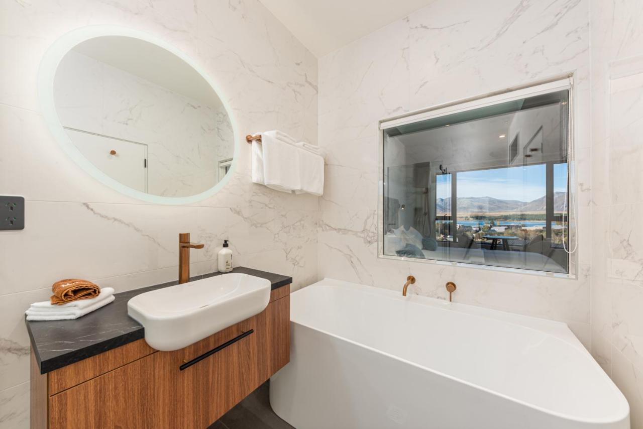 Galaxy Boutique Hotel Lake Tekapo Exterior foto Bathroom