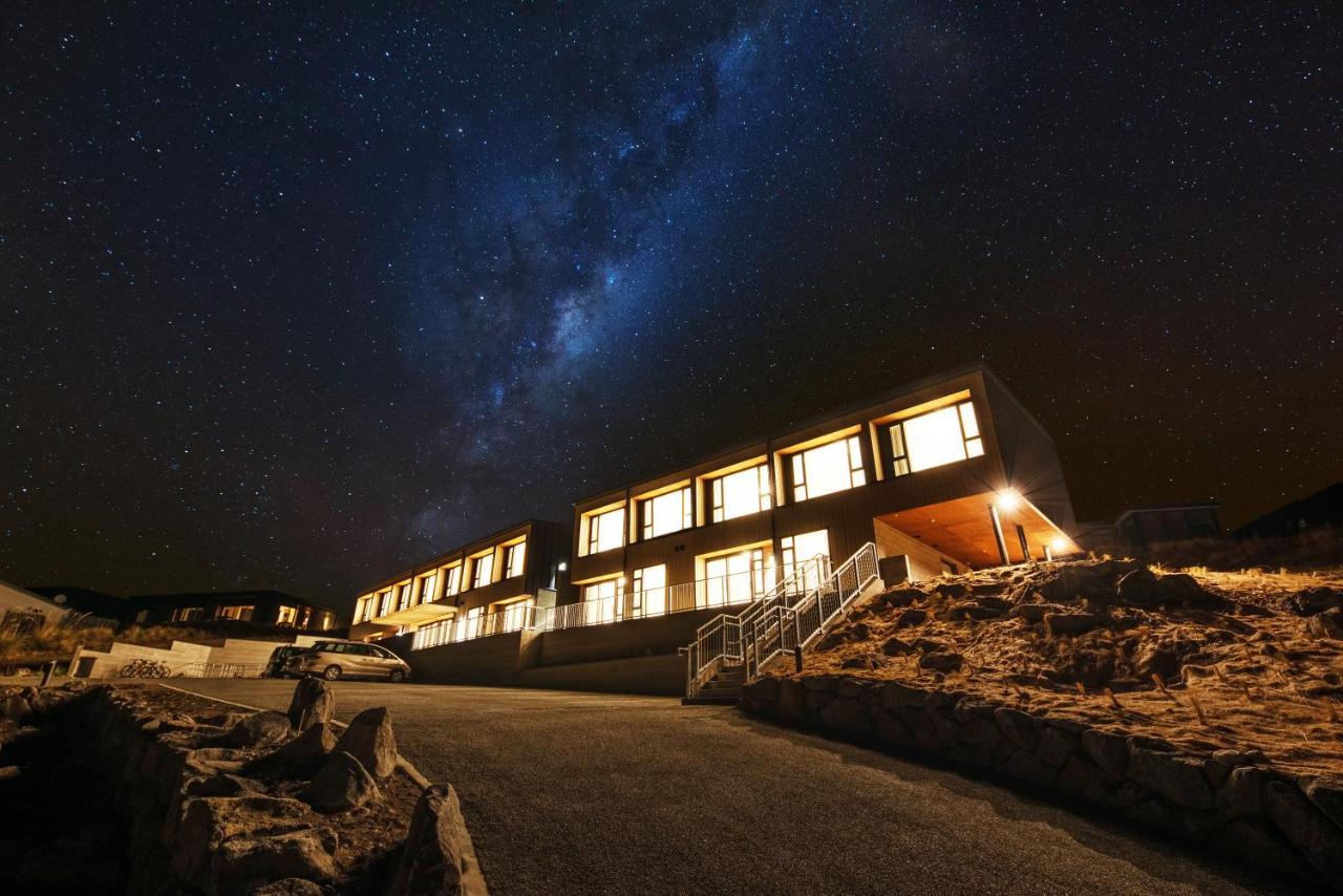 Galaxy Boutique Hotel Lake Tekapo Exterior foto The Atacama Desert is one of the driest places on Earth.